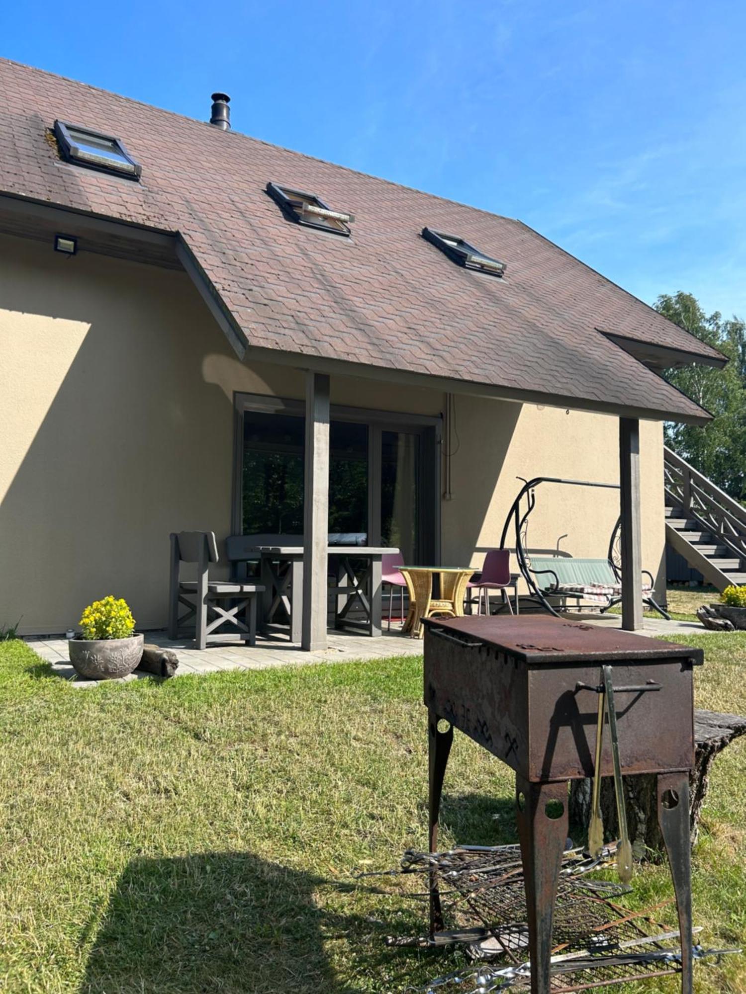 Mezalauki Villa Kolka Exterior photo